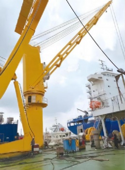 Marine Crane